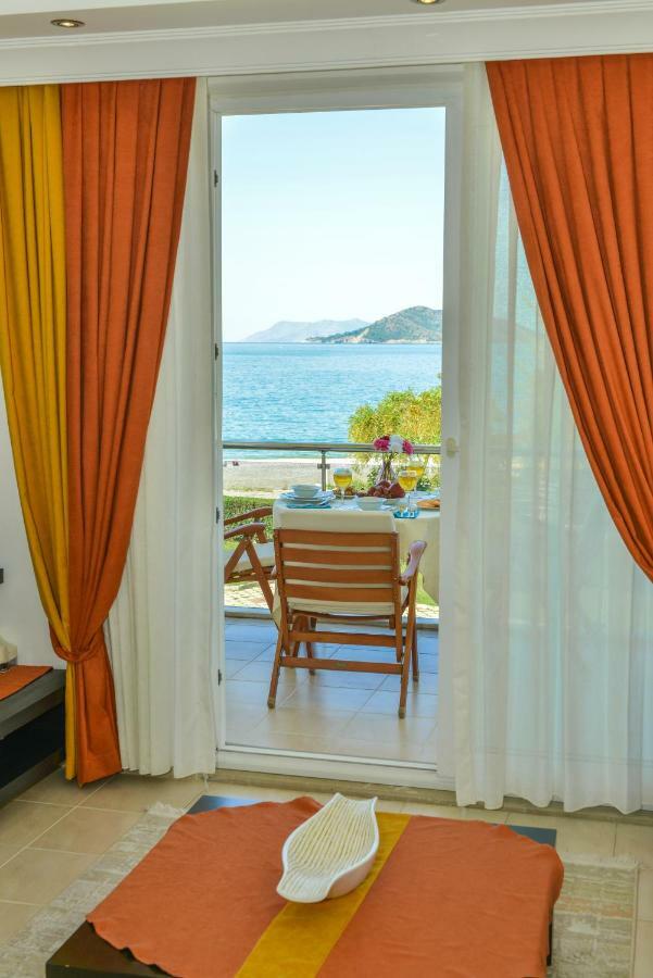 Saros Apartments Calis Beach Фетие Екстериор снимка